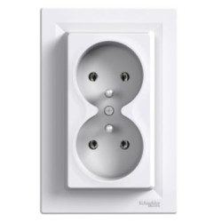 Gniazdo podwójne p/t z uziemieniem białe EPH9800221 ASFORA Schneider Electric