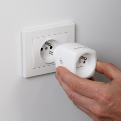 Inteligentne gniazdko Wi-Fi 16A GN/WT-1 białe W-99789 Plastrol