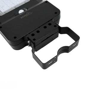 Solarna oprawa uliczna LED SOLGER 20W PIR 3000lm 3/4/6K IP65 czarna C83-SOG-020BL-CCT-PIR Bemko